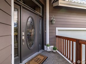 722 E Tacoma Street, Kent WA 98030