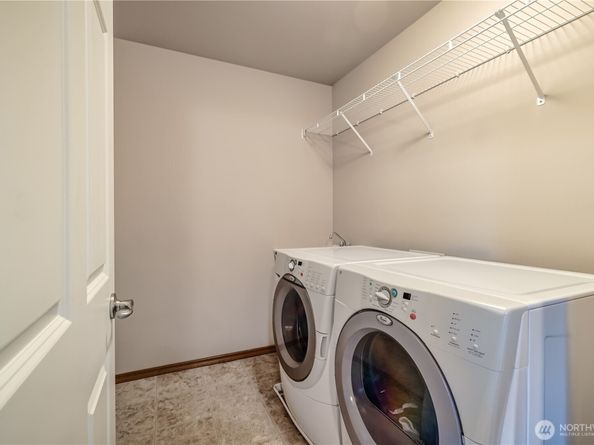 722 E Tacoma Street, Kent WA 98030