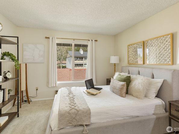 23405 Lakeview Drive H306, Mountlake Terrace WA 98043