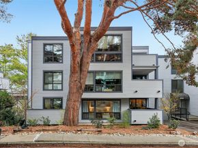 3700 26th Place W 203, Seattle WA 98199