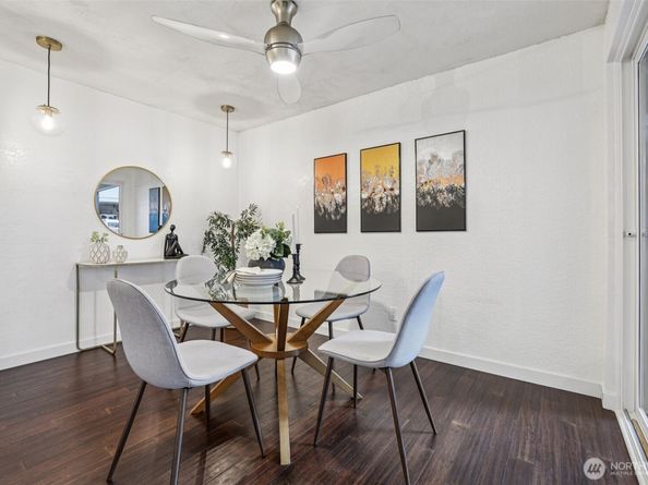 3700 26th Place W 203, Seattle WA 98199