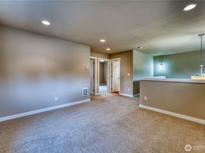 26787 Red Maple Lane NE, Kingston WA 98346