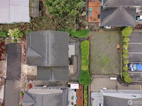 26787 Red Maple Lane NE, Kingston WA 98346