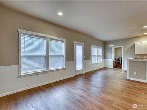 26787 Red Maple Lane NE, Kingston WA 98346