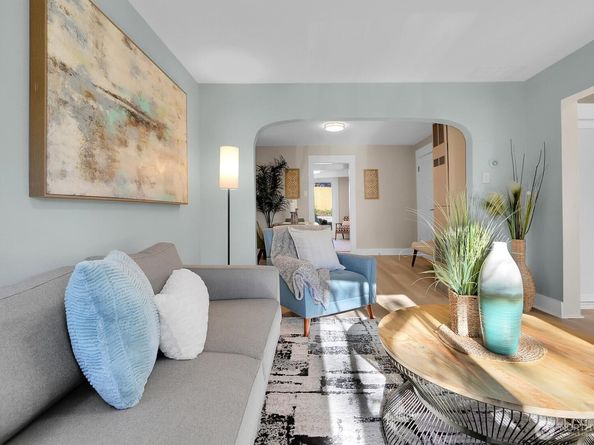 2850 NW 65th Street, Seattle WA 98117