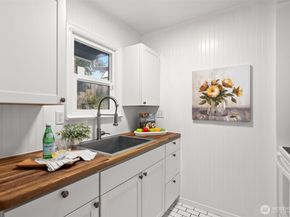 3410 NW Morgan Lane, Bremerton WA 98312