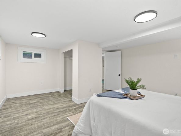 3410 NW Morgan Lane, Bremerton WA 98312