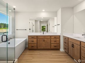 23479 Marinwood Circle NE 0912, Kingston WA 98346