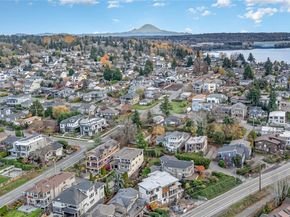 3312 Lake Washington Boulevard N, Renton WA 98056