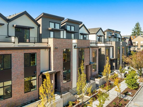 8333 E 12th Avenue NW, Seattle WA 98117