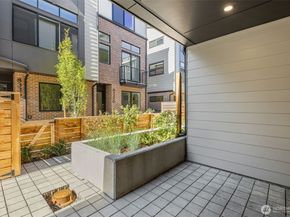 8333 E 12th Avenue NW, Seattle WA 98117