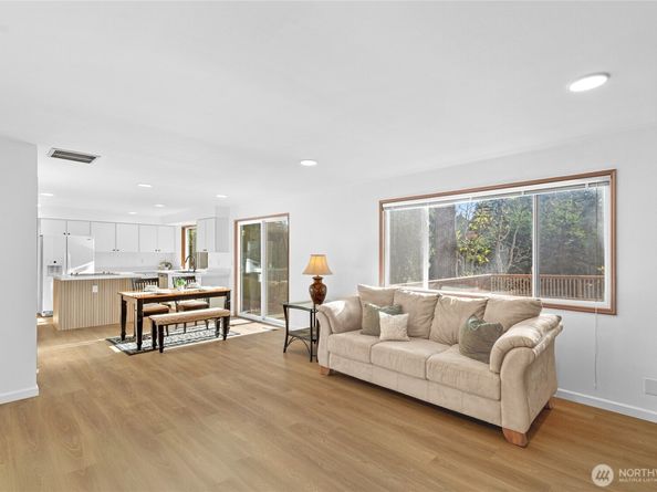 5824 111th Place SW, Mukilteo WA 98275