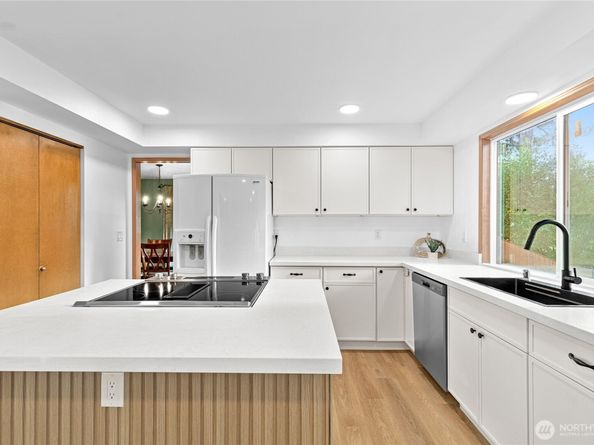 5824 111th Place SW, Mukilteo WA 98275