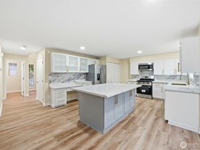 20319 120th Avenue SE, Kent WA 98031