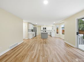 20319 120th Avenue SE, Kent WA 98031