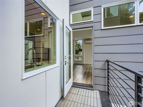 5111 NE Ravenna Ave A, Seattle WA 98105