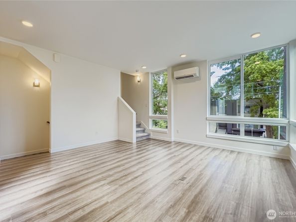 5111 NE Ravenna Ave A, Seattle WA 98105