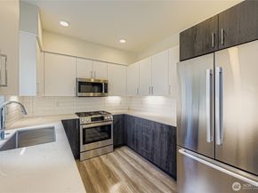 5111 NE Ravenna Ave A, Seattle WA 98105