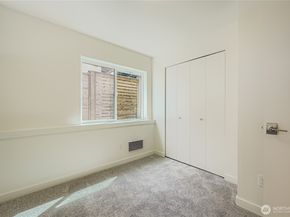 5111 NE Ravenna Ave A, Seattle WA 98105