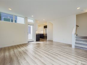 5111 NE Ravenna Ave A, Seattle WA 98105