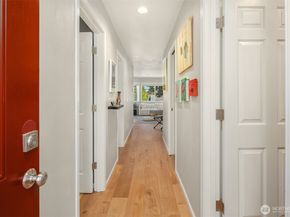 2116 California Avenue SW 201, Seattle WA 98116