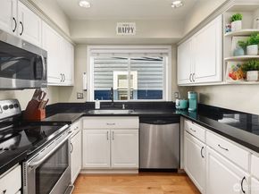 2116 California Avenue SW 201, Seattle WA 98116