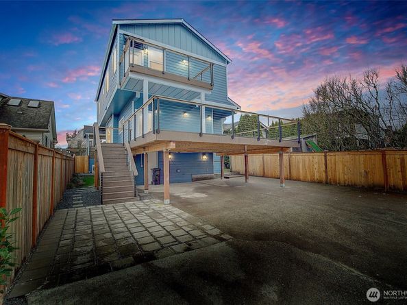 7008 Linden Avenue N, Seattle WA 98103