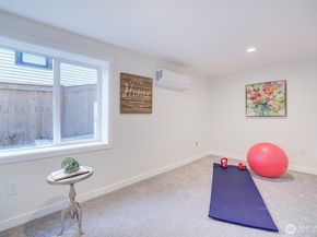 7008 Linden Avenue N, Seattle WA 98103