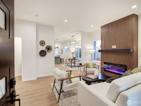 7008 Linden Avenue N, Seattle WA 98103