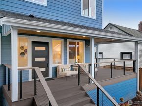 7008 Linden Avenue N, Seattle WA 98103