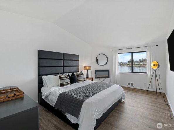 610 E Lake Stevens Road 102, Lake Stevens WA 98258