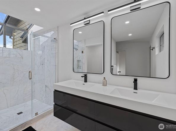 610 E Lake Stevens Road 102, Lake Stevens WA 98258