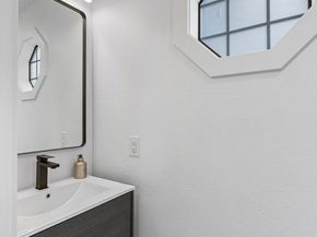 610 E Lake Stevens Road 102, Lake Stevens WA 98258