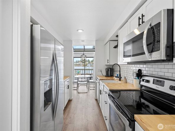 610 E Lake Stevens Road 102, Lake Stevens WA 98258