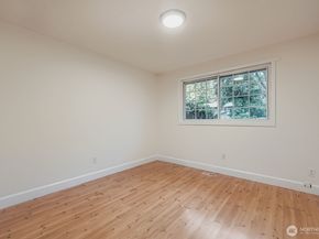 14631 127th Avenue NE, Woodinville WA 98072