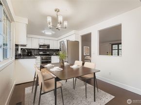 14631 127th Avenue NE, Woodinville WA 98072