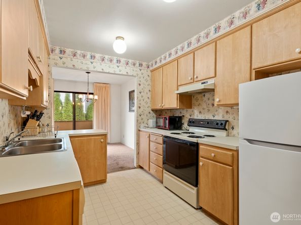 2510 Rucker Avenue 1, Everett WA 98201