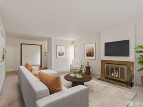 2510 Rucker Avenue 1, Everett WA 98201