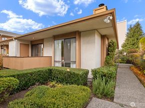 2510 Rucker Avenue 1, Everett WA 98201