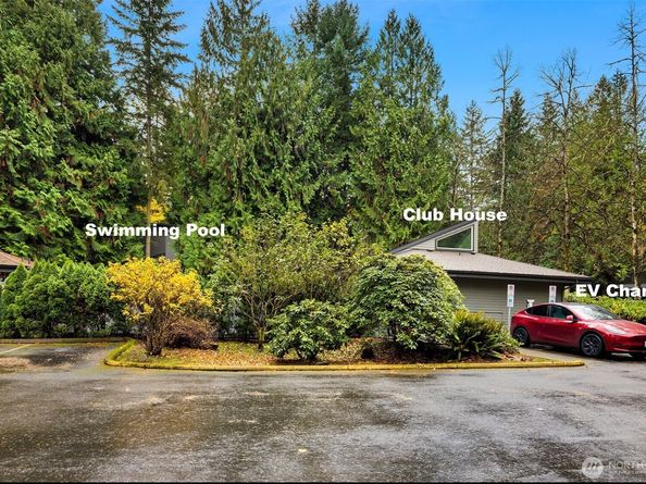 8140 145th Court NE, Redmond WA 98052