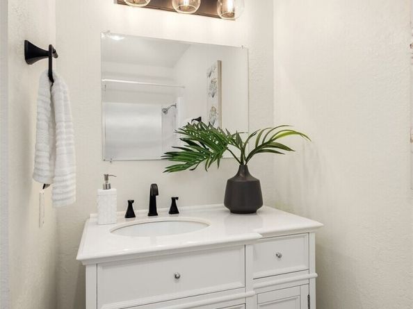 8140 145th Court NE, Redmond WA 98052