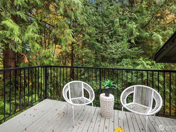 8140 145th Court NE, Redmond WA 98052