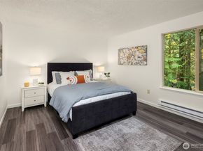 8140 145th Court NE, Redmond WA 98052