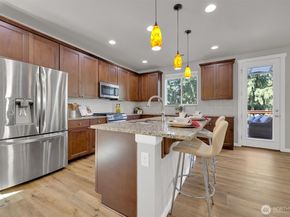 11103 5th Avenue SW, Seattle WA 98146