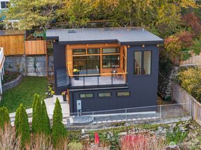 328 NE 55th Street, Seattle WA 98105