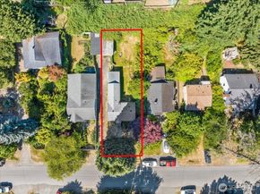 10019 Interlake Avenue N, Seattle WA 98133