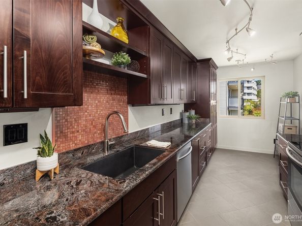 1234 Taylor Avenue N 401, Seattle WA 98109