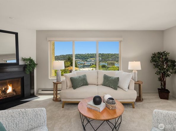 1234 Taylor Avenue N 401, Seattle WA 98109