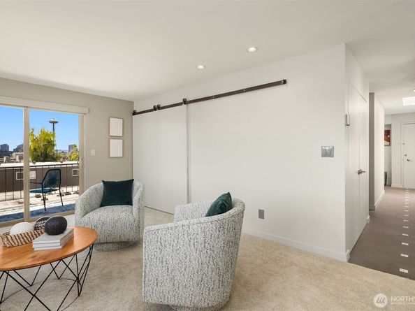 1234 Taylor Avenue N 401, Seattle WA 98109