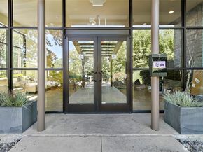 511 100th Avenue NE 107, Bellevue WA 98004